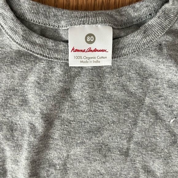 Hanna Andersson Christmas shirts bundle size 18-24 months - Picture 6 of 7